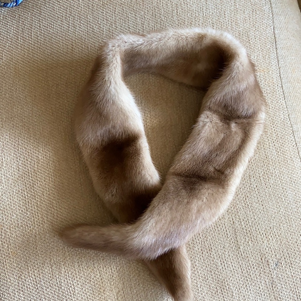 Mink scarf